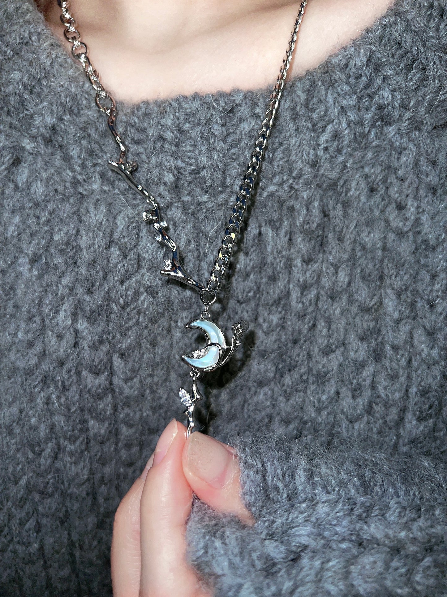 Platinum Plated Moon Rose Moonstone Necklace