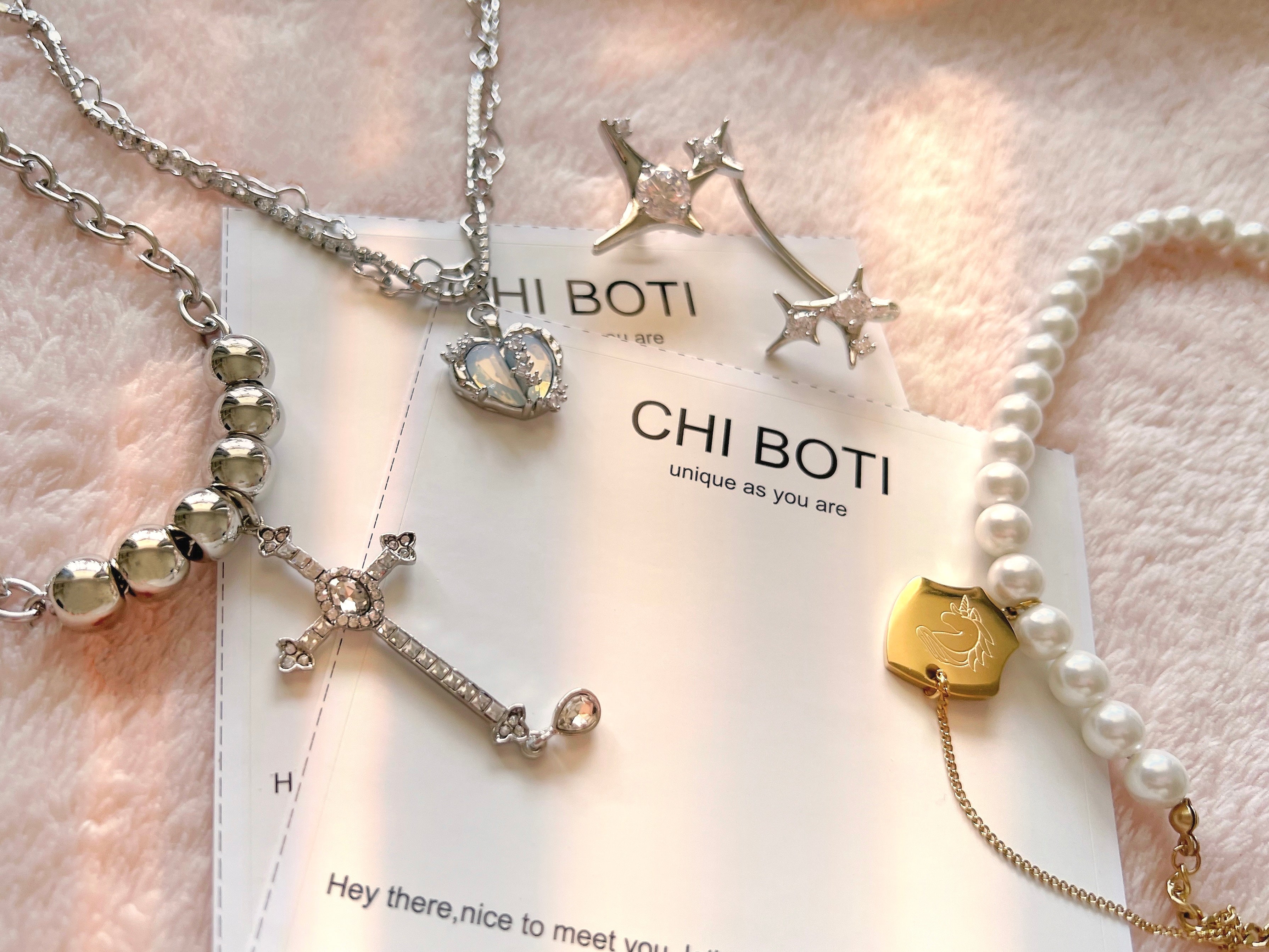Necklaces – CHI BOTI
