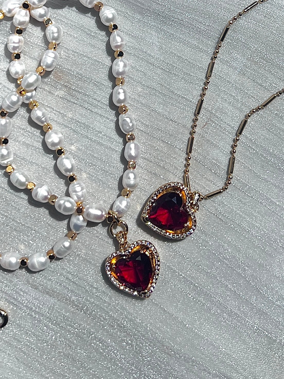 Crown Heart Natural Pearl Ruby Necklace Set