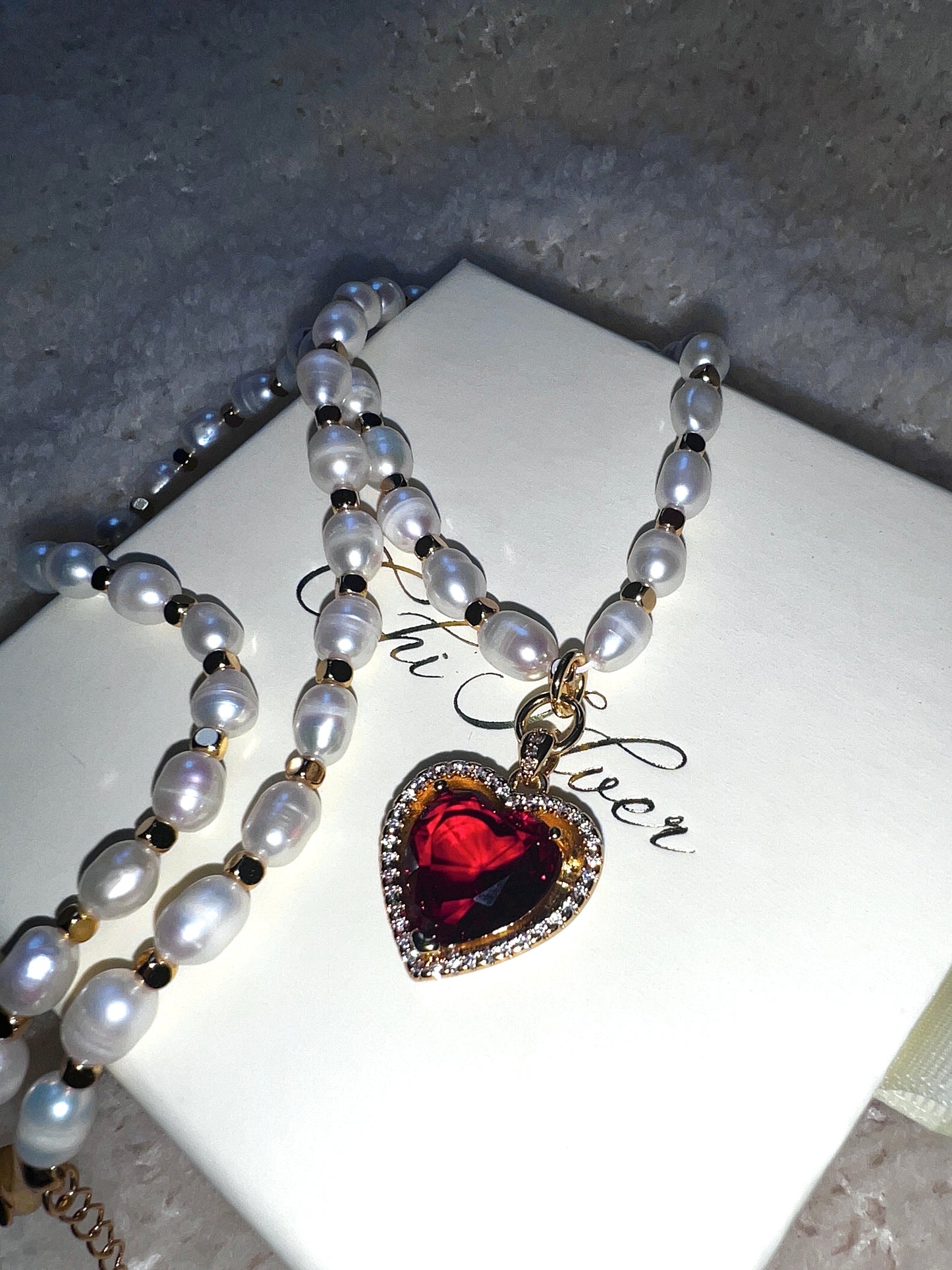 Crown Heart Natural Pearl Ruby Necklace Set