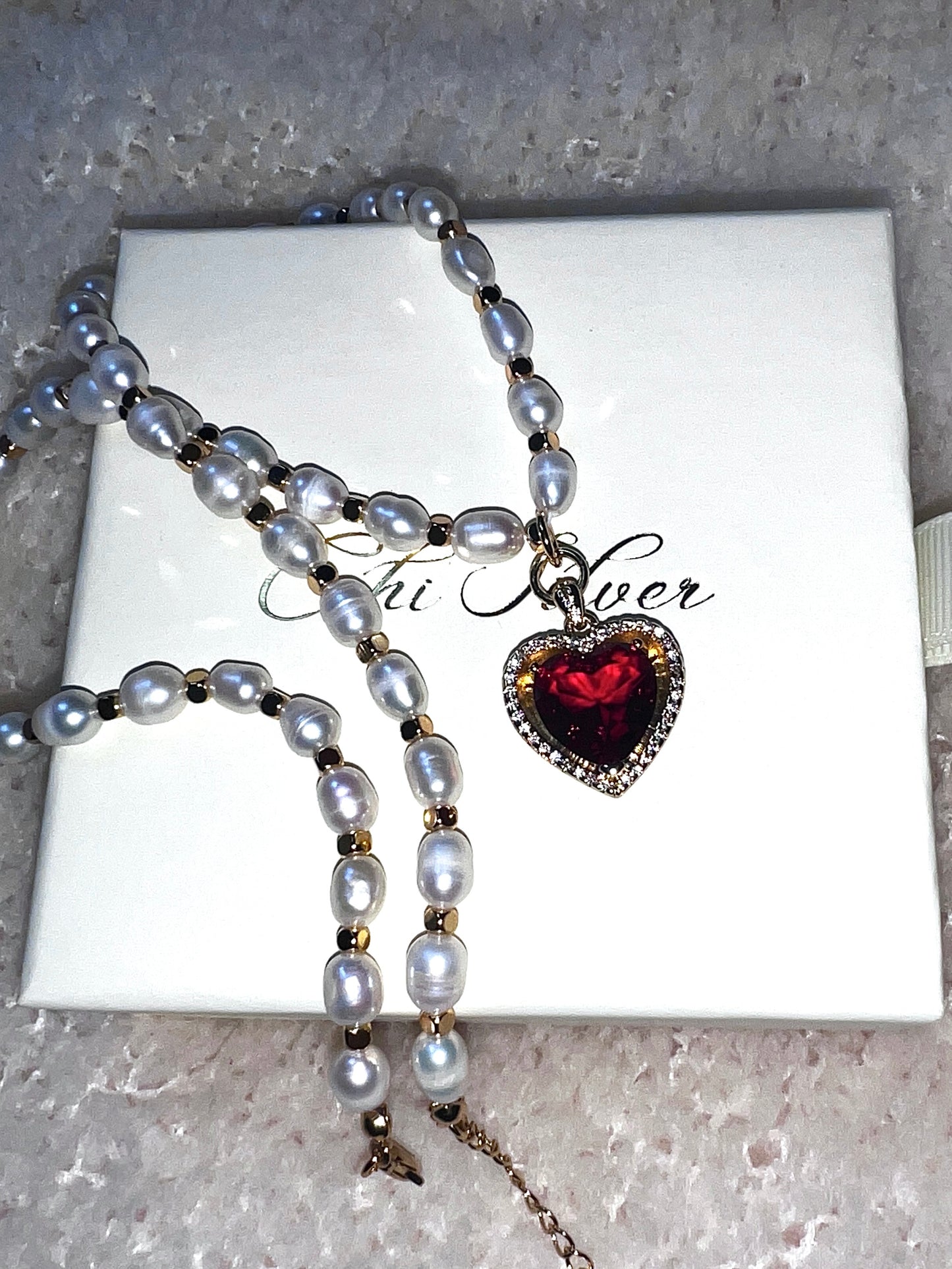 Crown Heart Natural Pearl Ruby Necklace Set