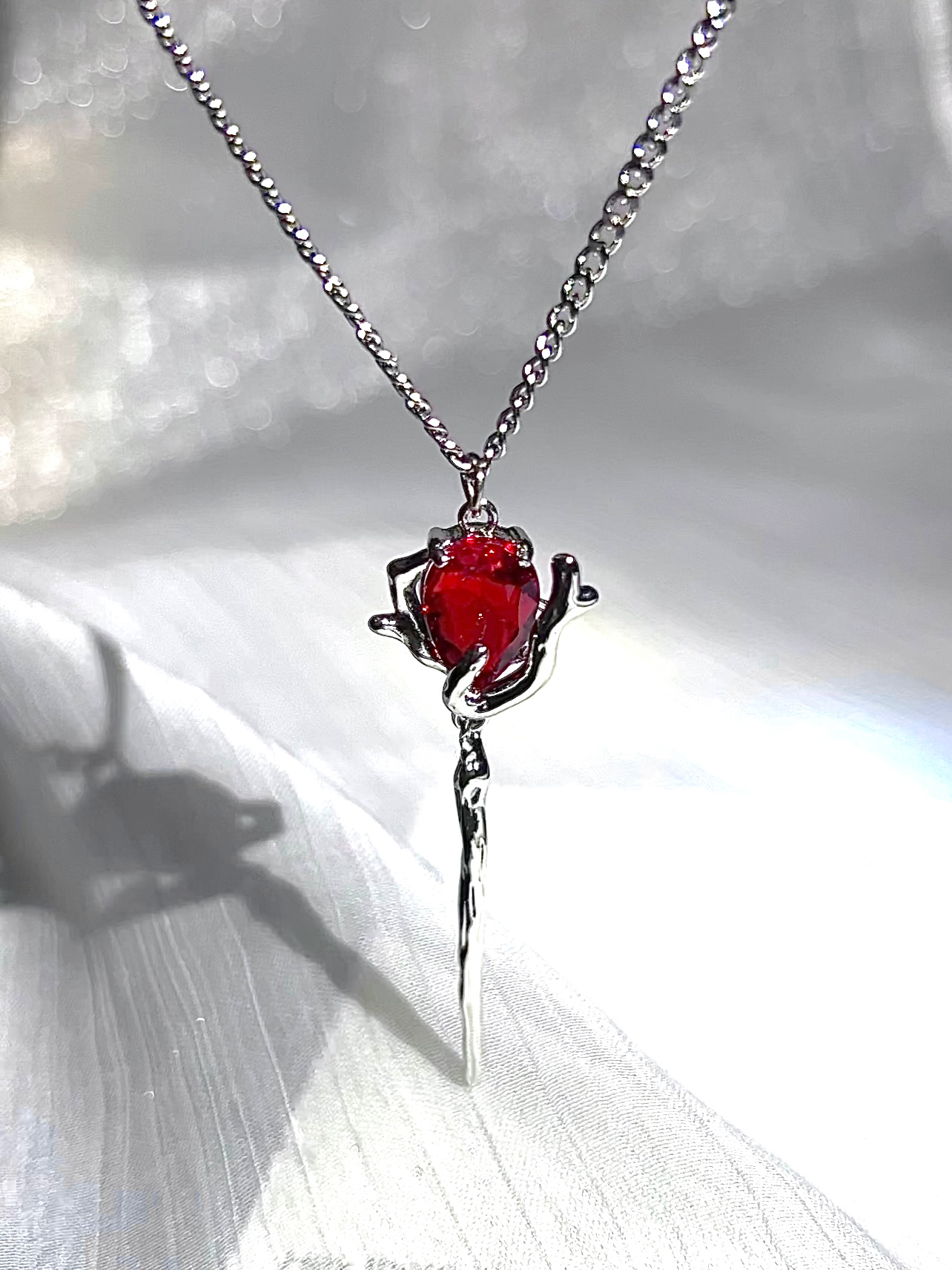 Aesthetic Melting Rose Drop Ruby Necklace