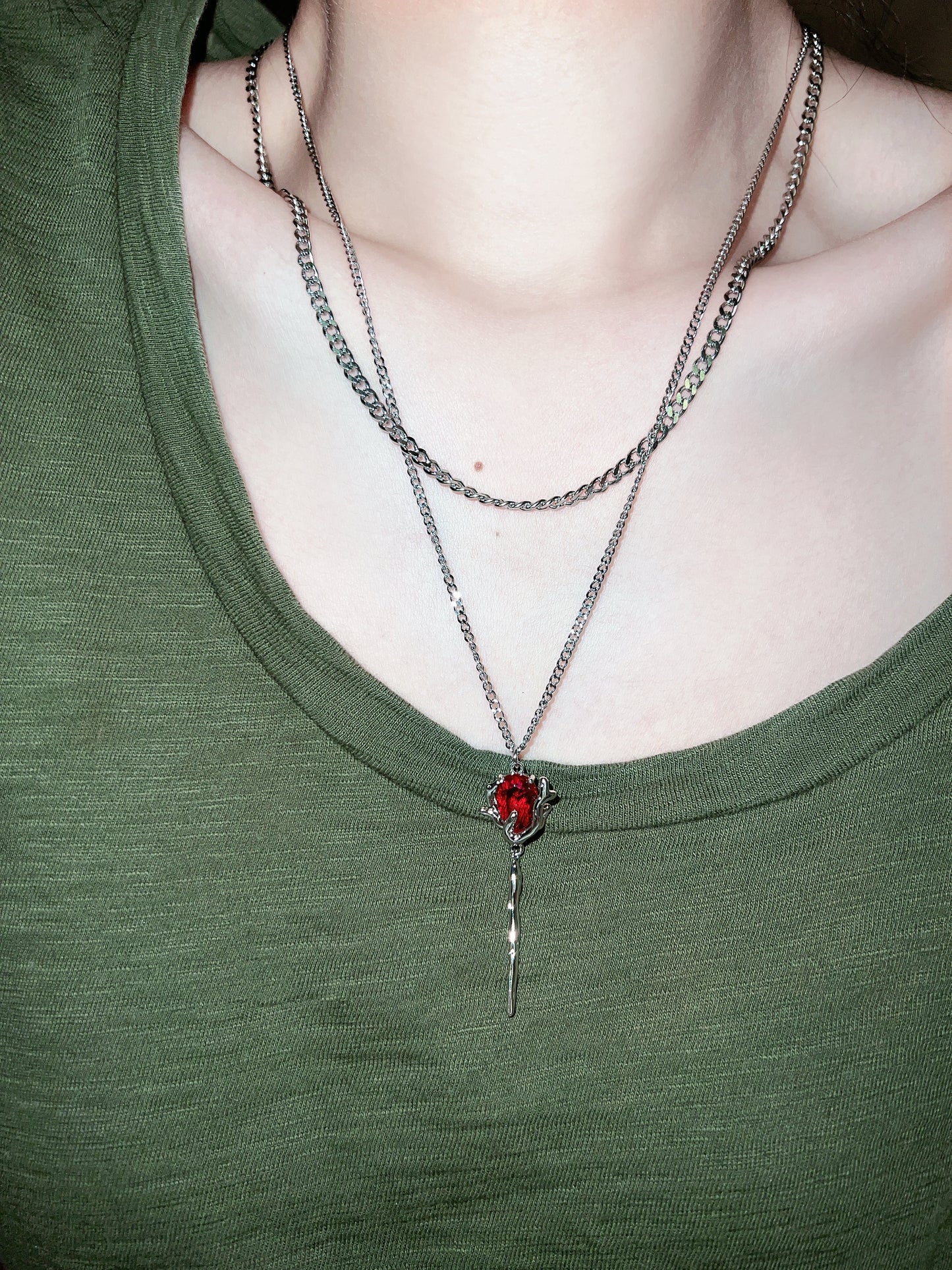 Aesthetic Melting Rose Drop Ruby Necklace