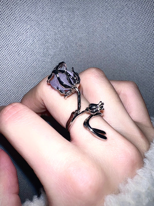 Melting Rose Amethyst Ring